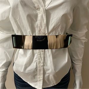 Plus size green faux leather elastic waistband metallic gold tone mirror belt